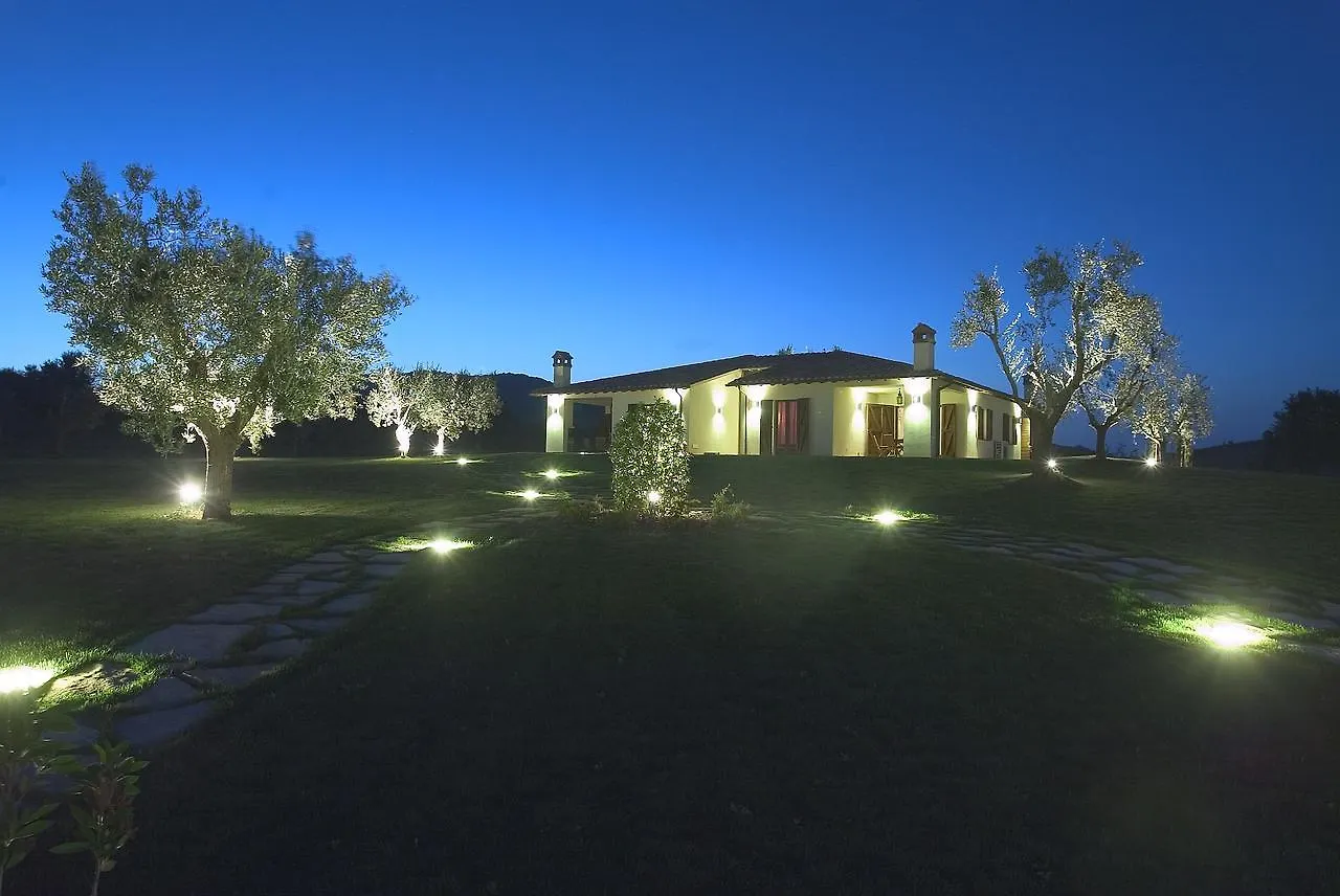 הוילה קפאלביו Il Casale Degli Olivi איטליה
